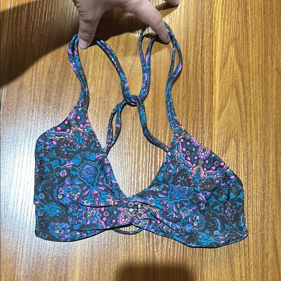 Other - EUC Cute Multicolor Print Bikini Top with Cute Strap Design 🦖